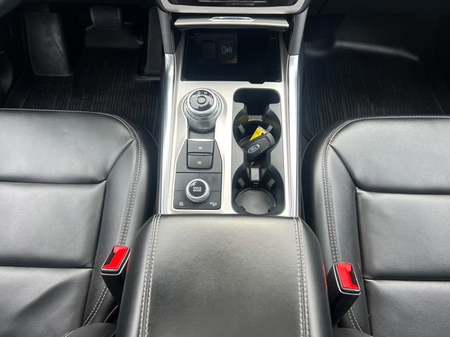 Certified 2023 Ford Explorer XLT w/ Equipment Group 202A AWD/4WD image 23