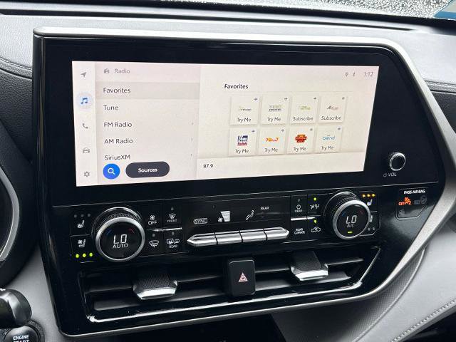 Used 2023 Toyota Highlander Limited FWD image 25