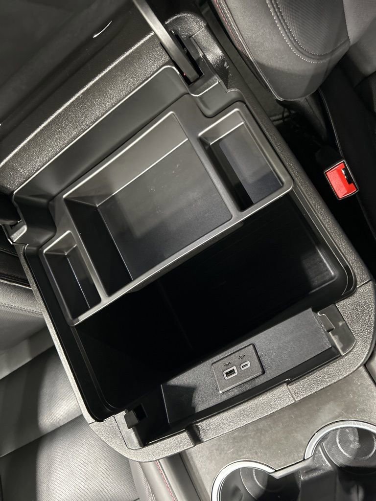 Used 2023 Chevrolet Suburban RST w/ Luxury Package image 25