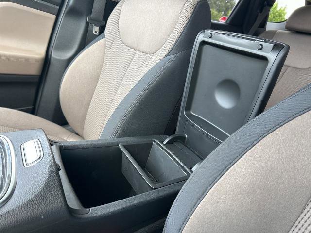 Used 2023 Hyundai Santa Fe SEL image 32