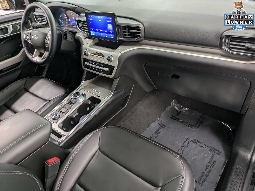 Certified 2022 Ford Explorer XLT w/ Equipment Group 202A AWD/4WD image 34