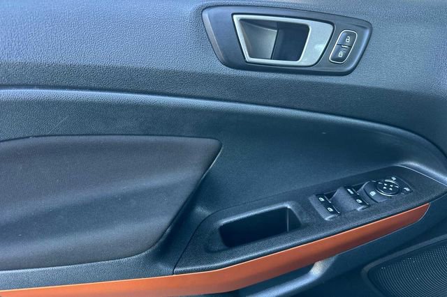 Certified 2022 Ford EcoSport SE w/ SE Appearance Package image 10