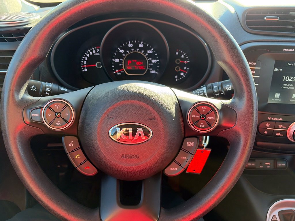 Used 2019 Kia Soul + FWD image 12