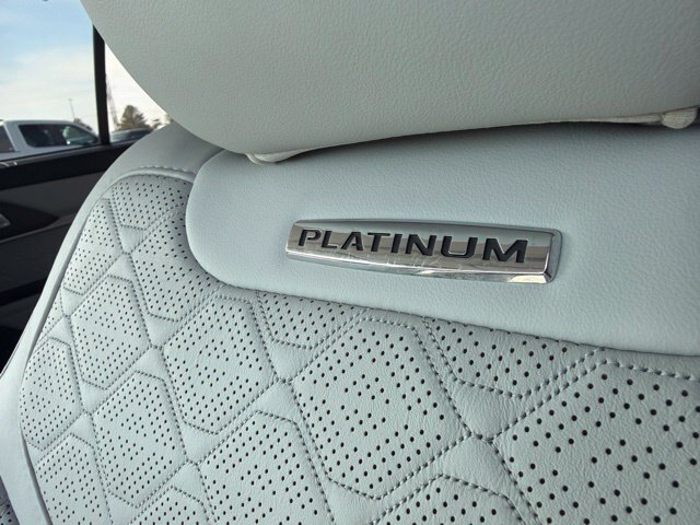 Certified 2025 Ford Explorer Platinum w/ Ultimate Package AWD/4WD image 14