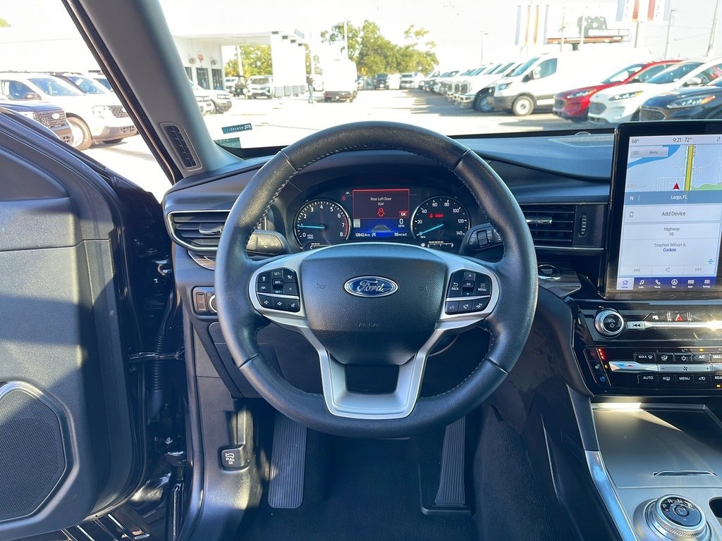 Certified 2023 Ford Explorer Limited w/ Limited Technology Package image 33