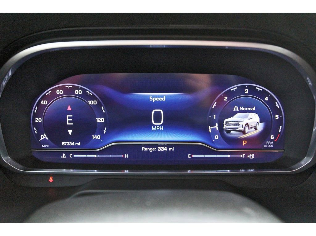 Used 2023 Chevrolet Suburban RST w/ Luxury Package image 16