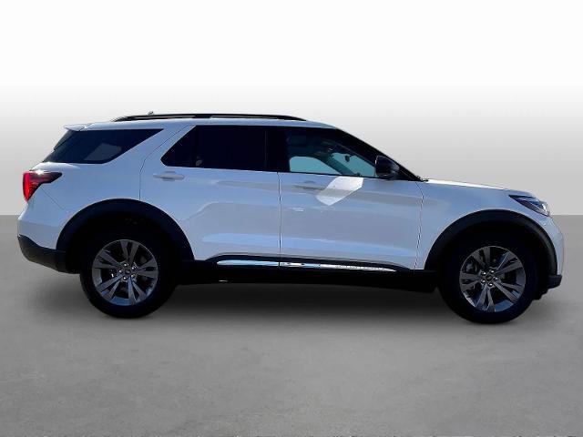 Certified 2025 Ford Explorer Active w/ Active Comfort Package AWD/4WD image 8