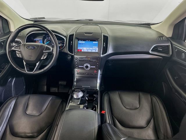 Certified 2019 Ford Edge Titanium w/ Cold Weather Package image 17