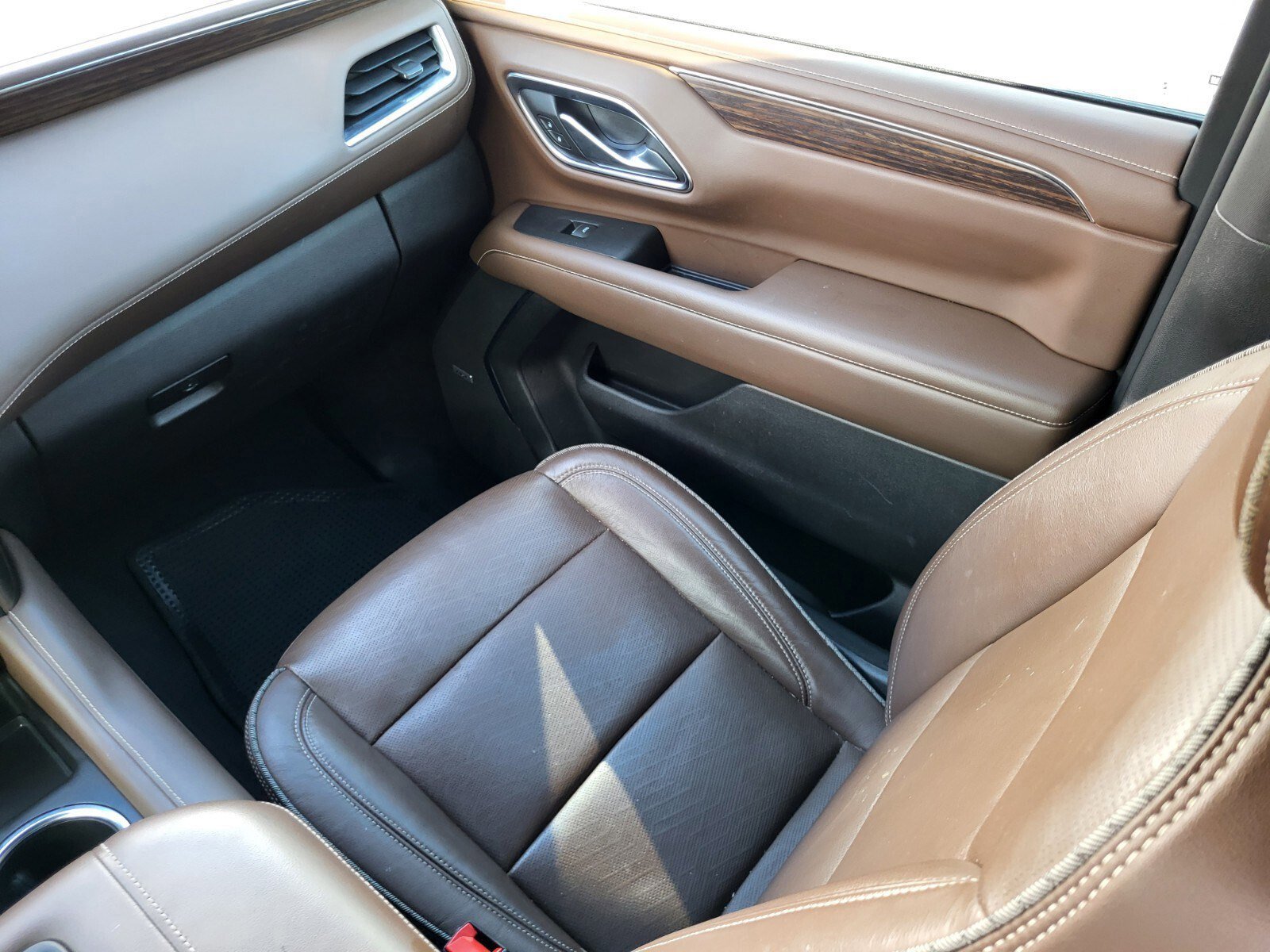 Used 2021 Chevrolet Tahoe High Country image 17