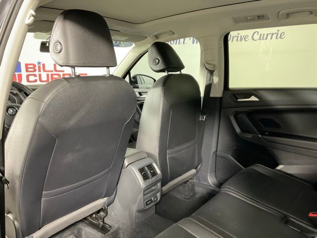 Used 2020 Volkswagen Tiguan SE w/ Panoramic Sunroof Package image 15
