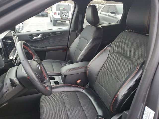 Certified 2023 Ford Escape ST-Line w/ Tech Pack #1 image 5