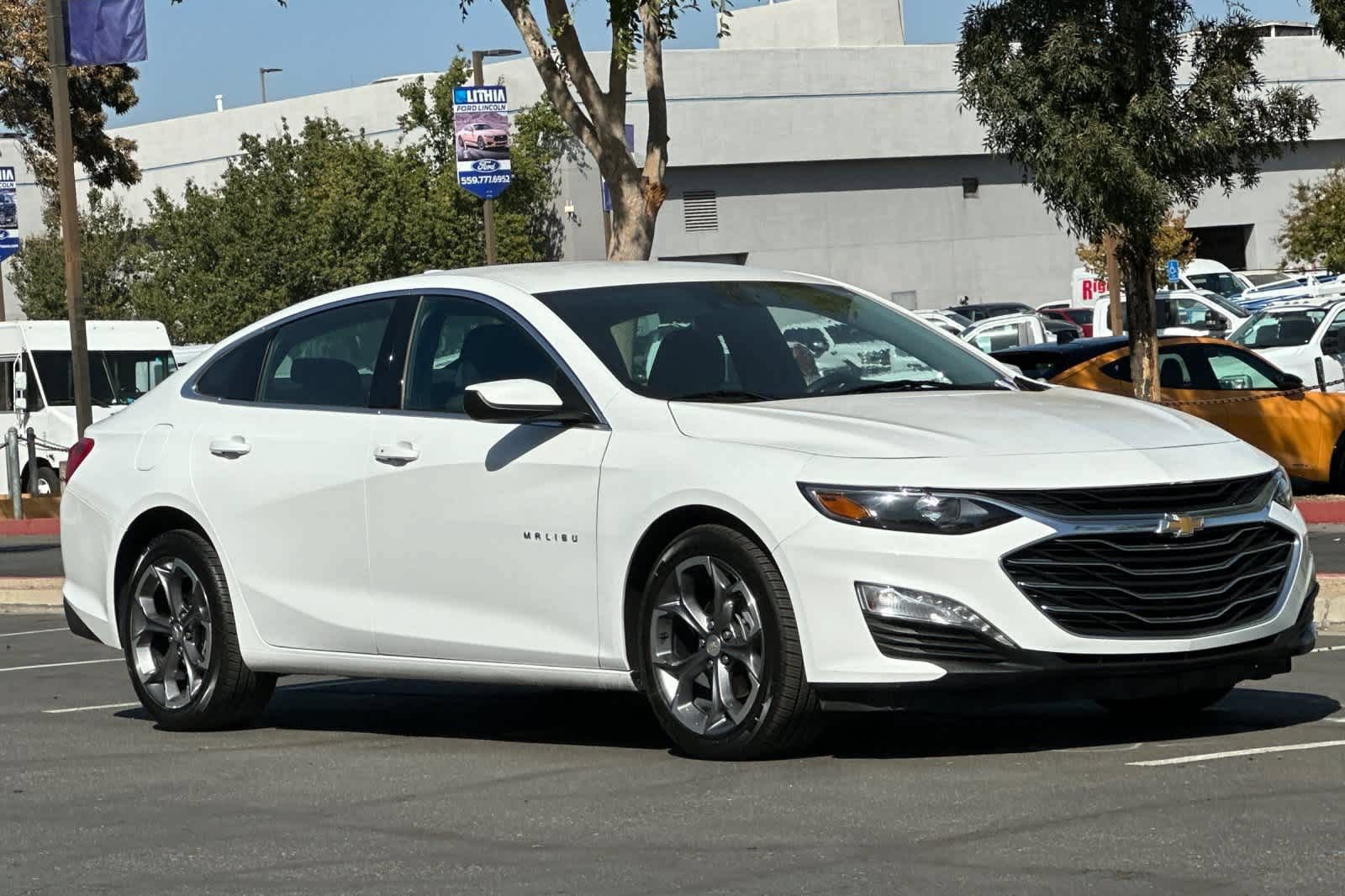 Used 2024 Chevrolet Malibu LT FWD image 10