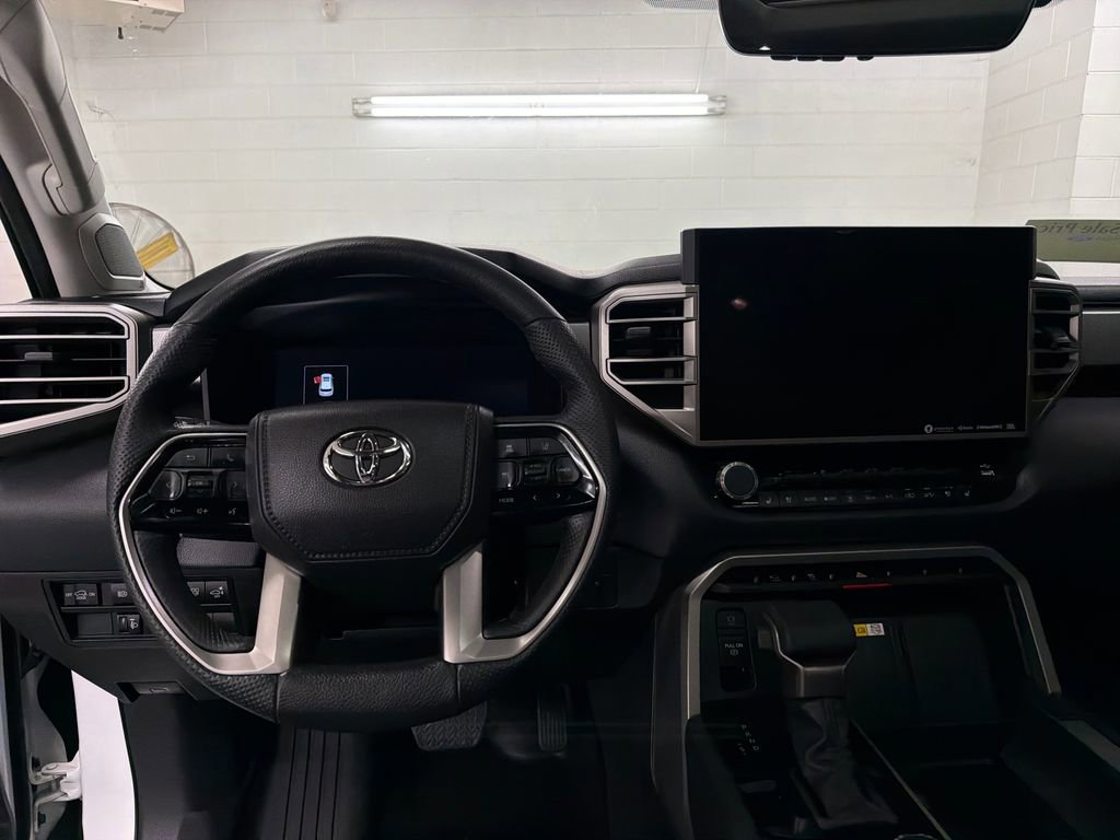 Used 2024 Toyota Sequoia Limited image 12