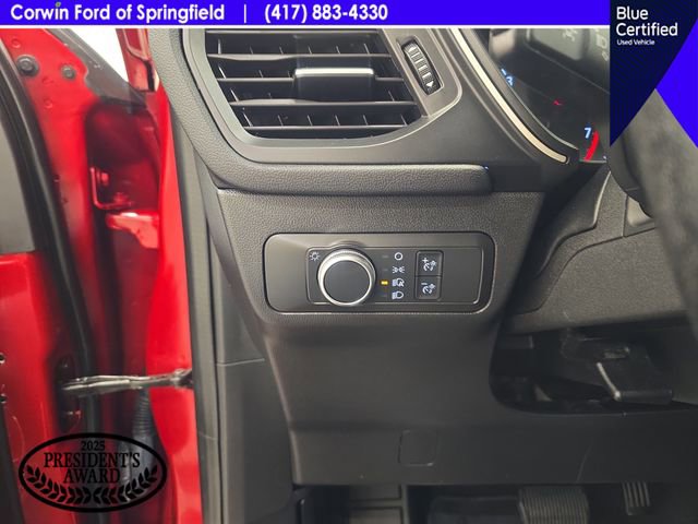 Certified 2021 Ford Escape SE w/ SE Sport Appearance Package FWD image 32