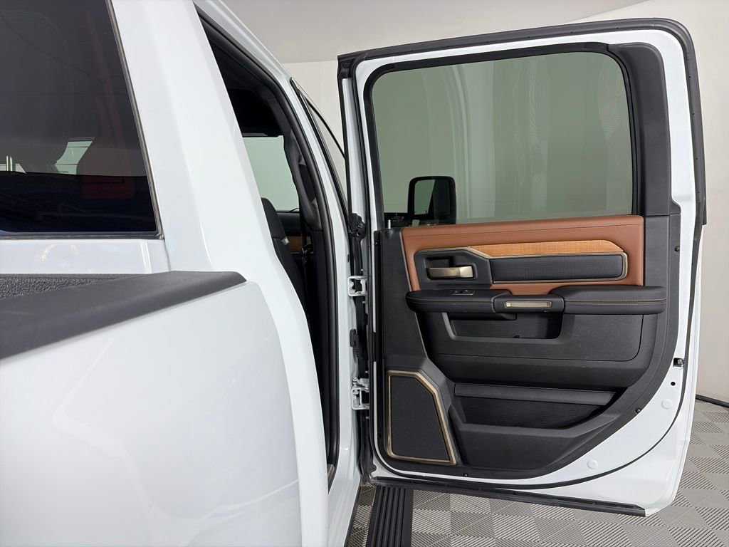 Used 2024 RAM 2500 Limited w/ Safety Group image 29