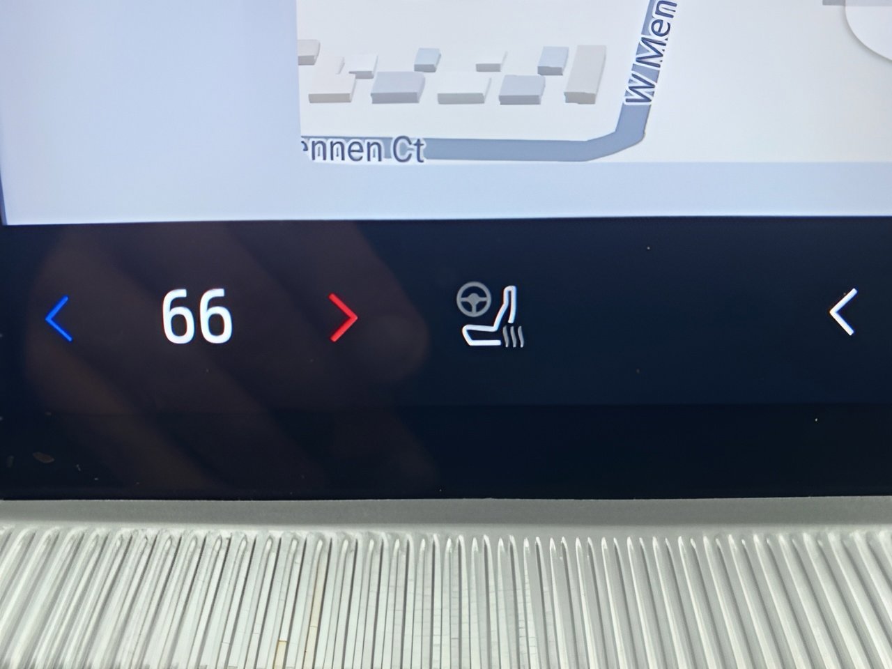 Certified 2025 Ford Explorer ST-Line w/ ST-Line Street Pack image 23