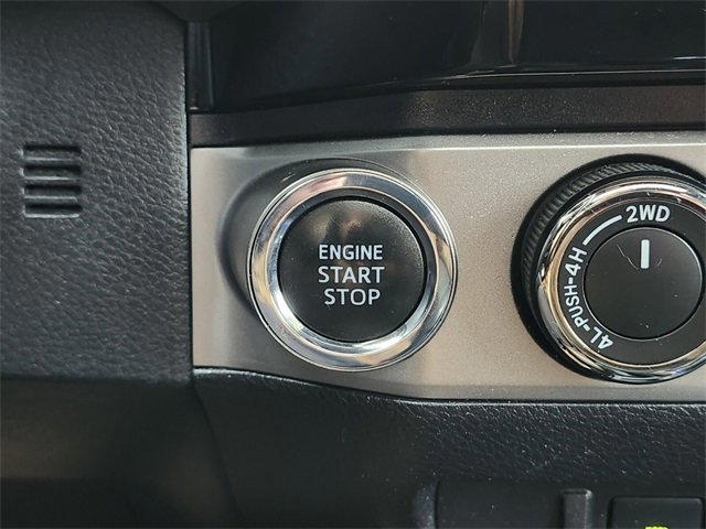 Used 2017 Toyota Tacoma Limited w/ Tow Package image 25