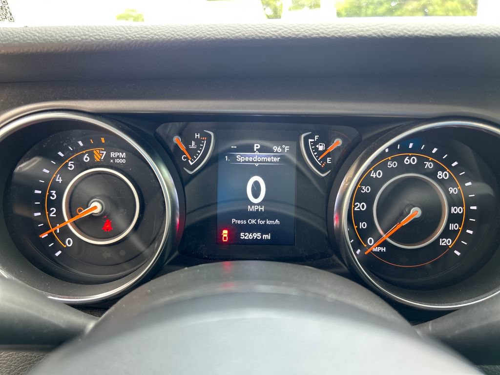 Used 2023 Jeep Gladiator Sport AWD/4WD image 16