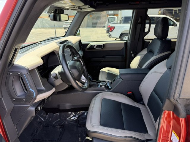 Certified 2024 Ford Bronco Wildtrak AWD/4WD image 12