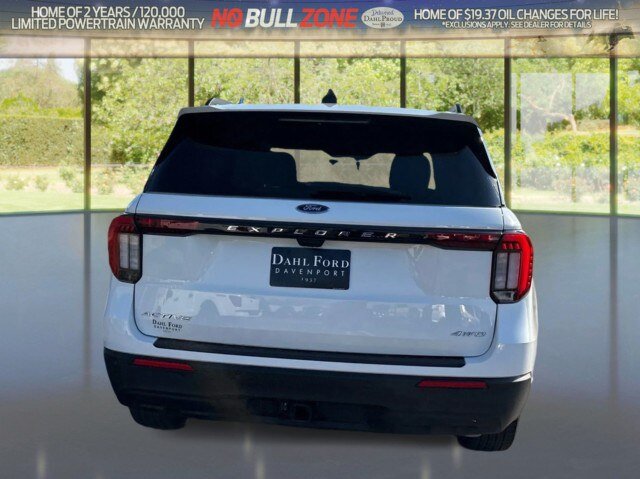 Certified 2025 Ford Explorer Active AWD/4WD image 4