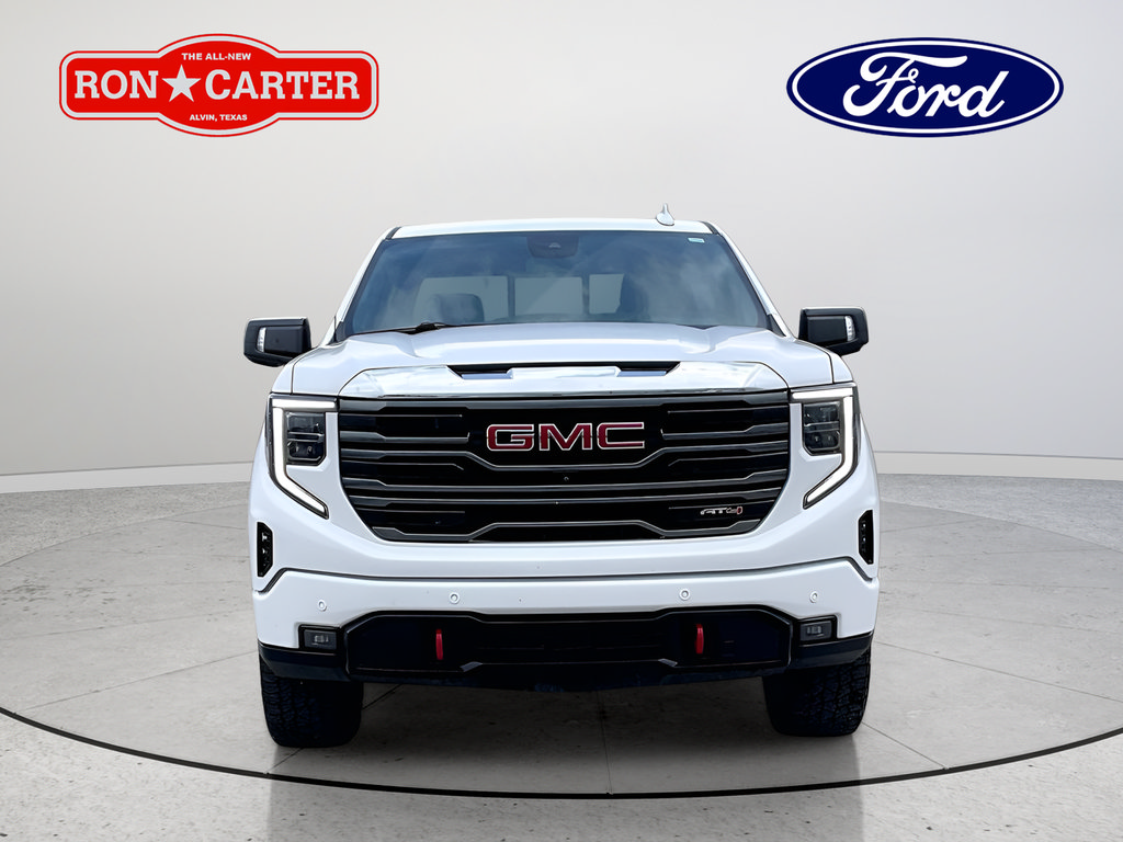 Used 2023 GMC Sierra 1500 AT4 w/ AT4 Preferred Package AWD/4WD image 2