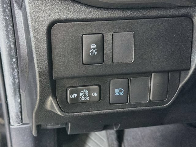 Used 2022 Toyota Tacoma SR5 w/ Technology Package RWD image 12