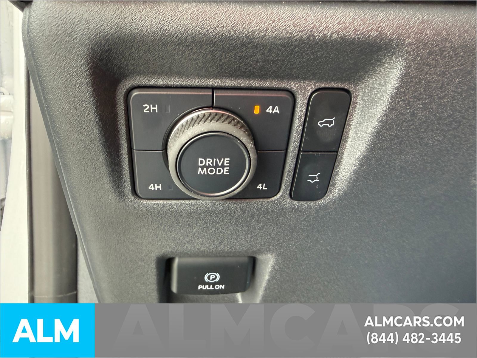 Certified 2025 Ford Expedition Platinum AWD/4WD image 24