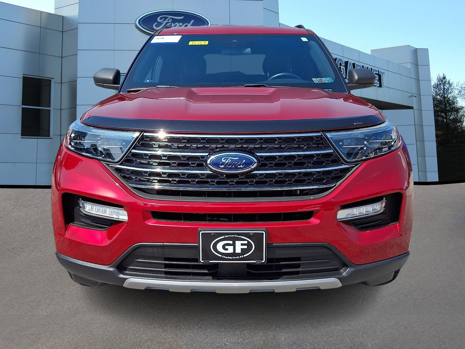 Certified 2020 Ford Explorer XLT w/ Equipment Group 202A AWD/4WD image 3