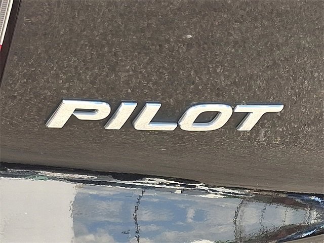 Used 2020 Honda Pilot Touring image 36