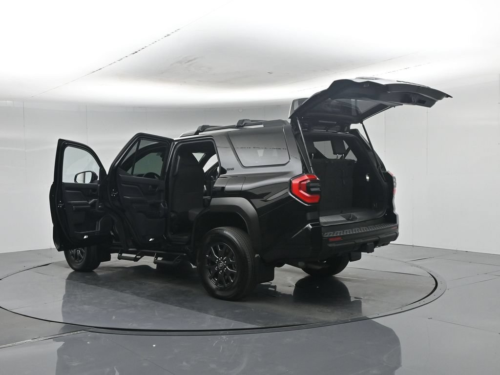 Used 2025 Toyota 4Runner SR5 AWD/4WD image 36
