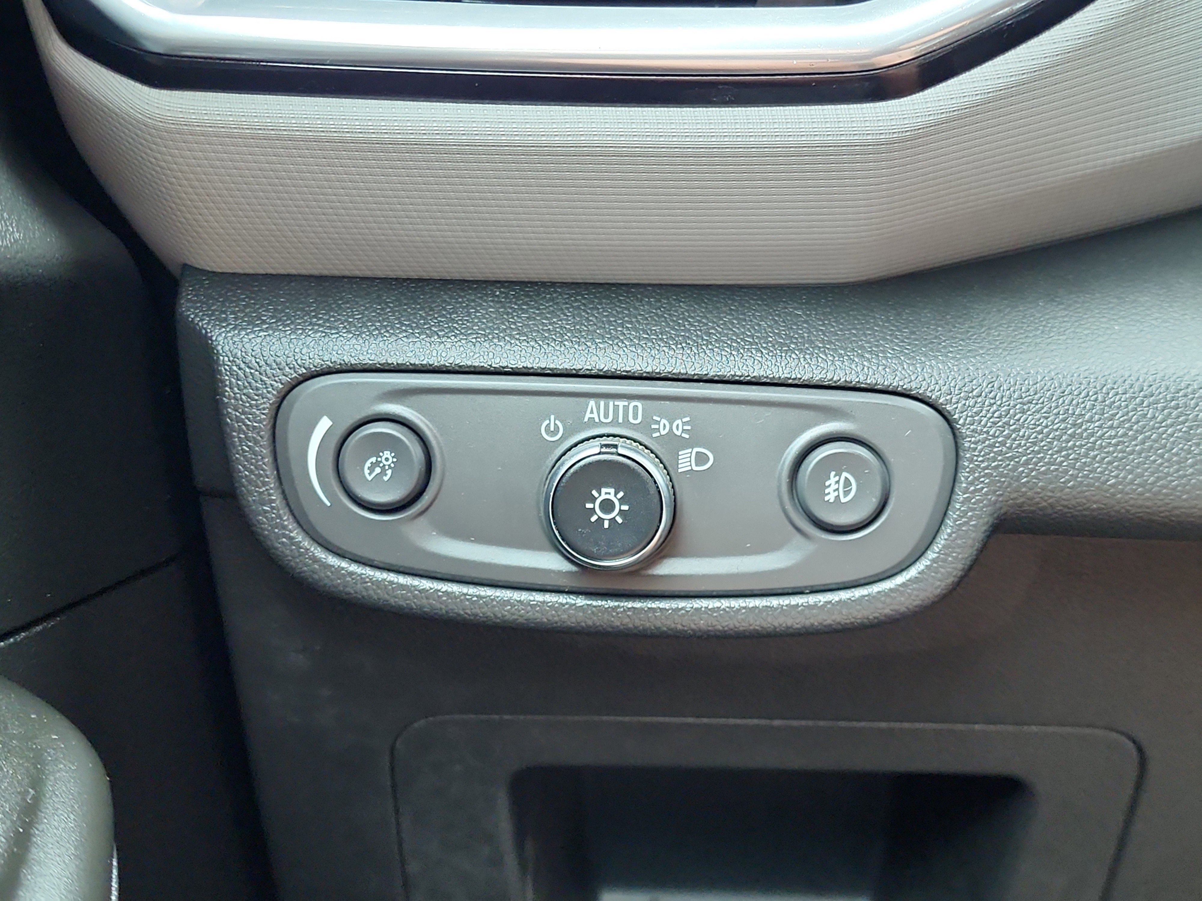 Used 2021 Chevrolet TrailBlazer LT w/ Premium Seating Package image 25