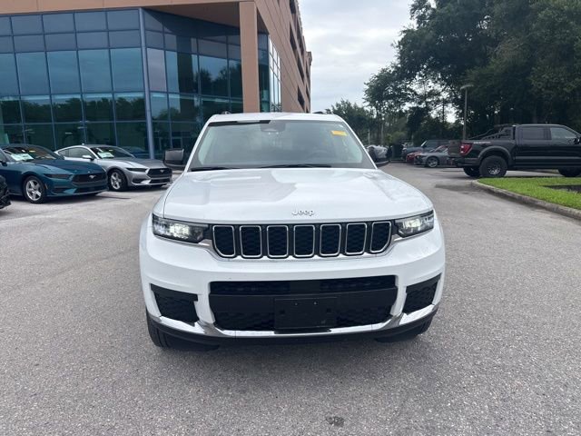 Used 2024 Jeep Grand Cherokee L Laredo AWD/4WD image 11