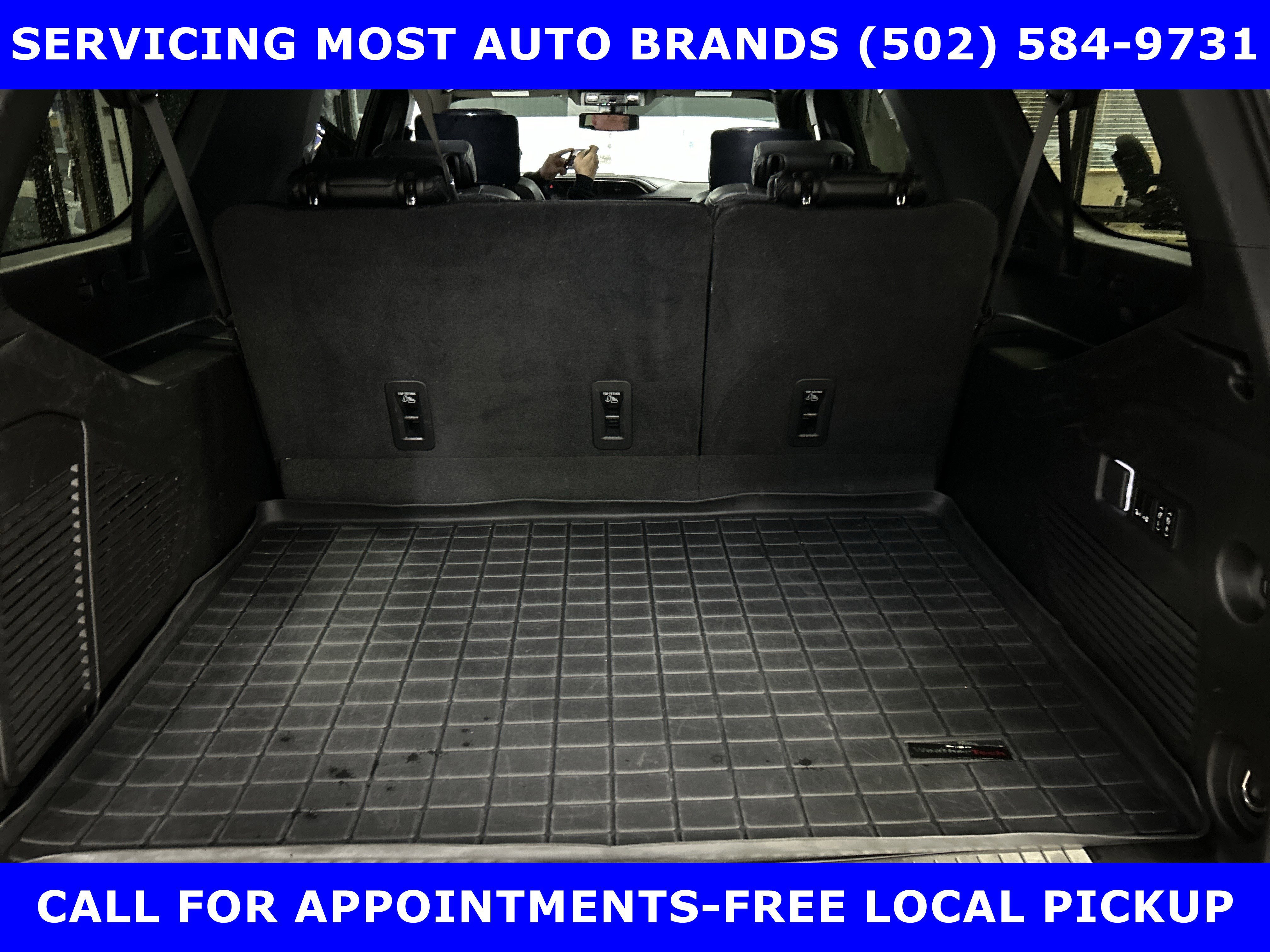 Used 2021 GMC Yukon XL Denali image 9