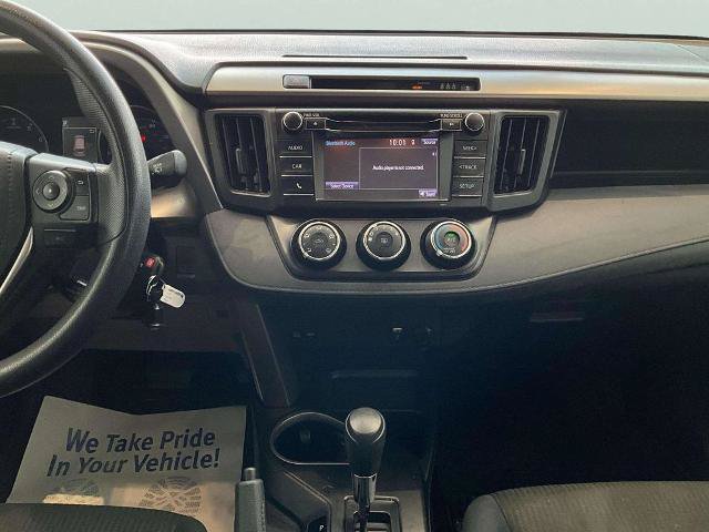 Used 2018 Toyota RAV4 LE w/ All Weather Liner Package AWD/4WD image 25