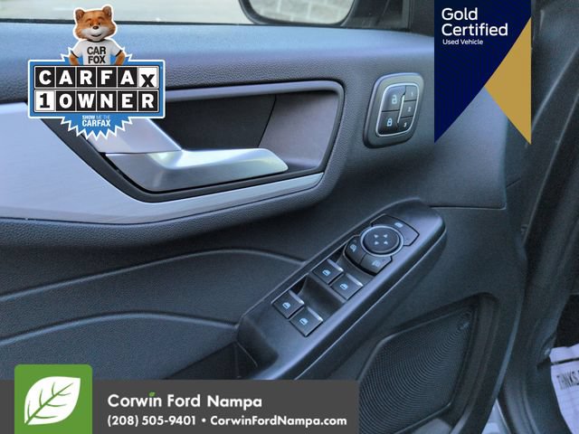 Certified 2025 Ford Escape Platinum AWD/4WD image 13