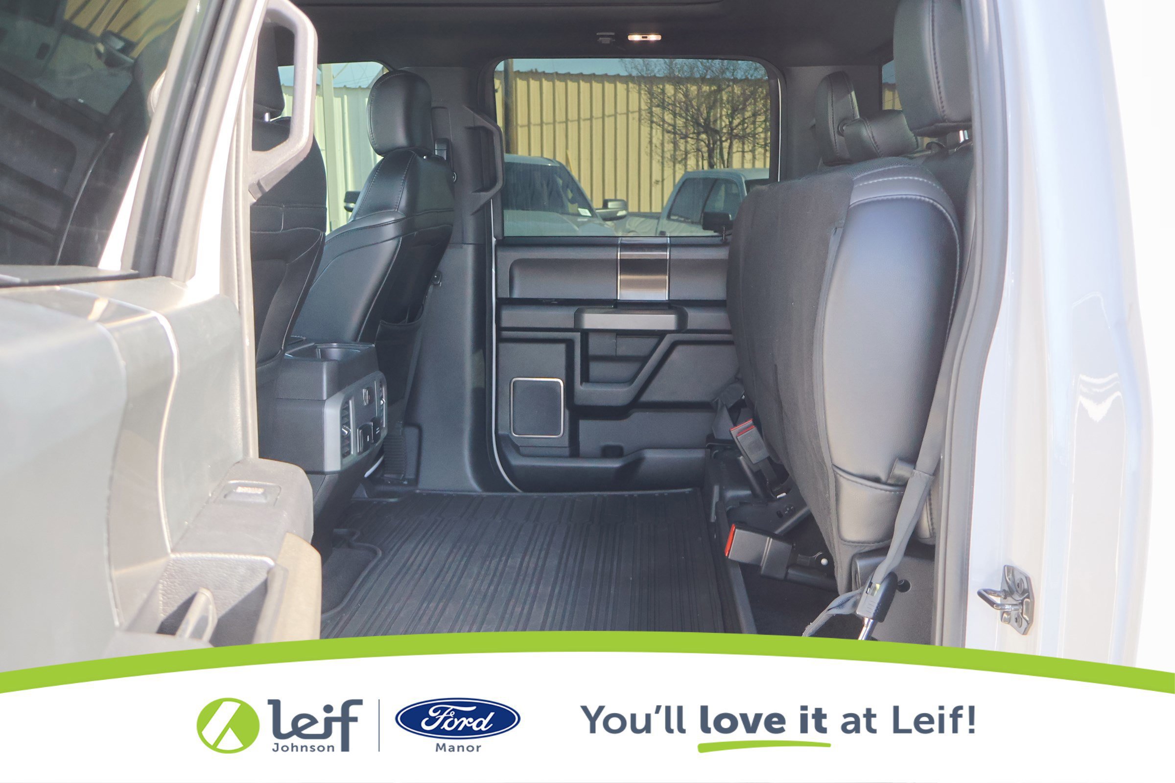 Certified 2019 Ford F150 Raptor w/ Equipment Group 802A Luxury image 29