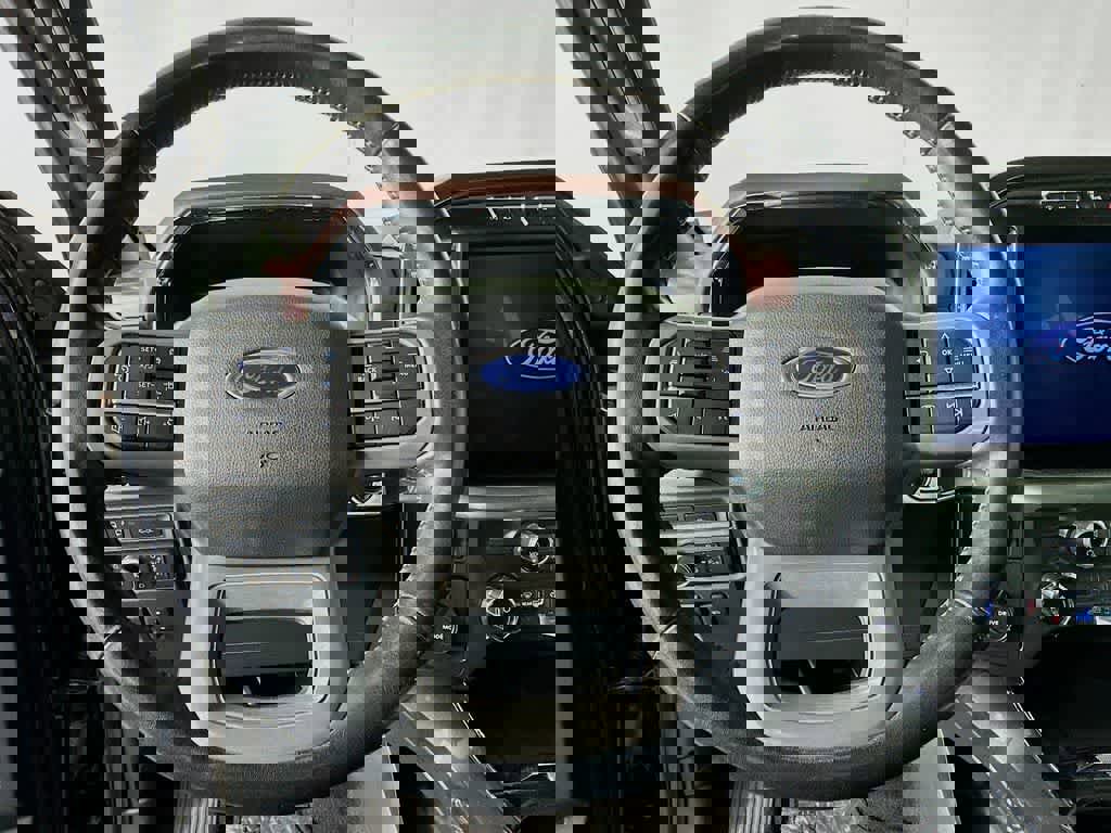 Certified 2022 Ford F150 Lariat image 16