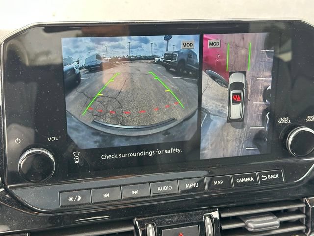 Used 2023 Nissan Pathfinder SL w/ SL Premium Package AWD/4WD image 26