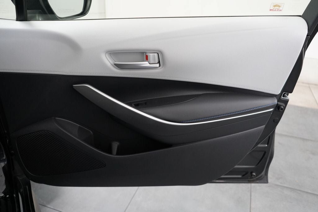 Used 2020 Toyota Corolla SE FWD image 30