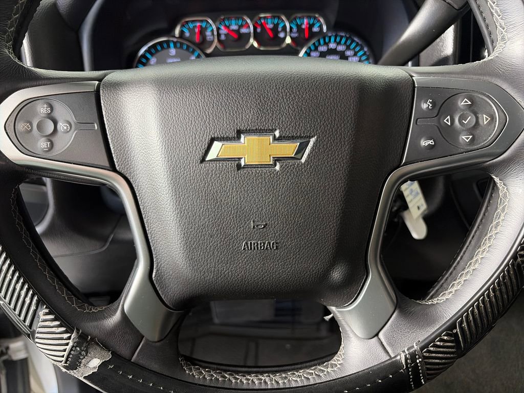 Used 2018 Chevrolet Silverado 1500 LT w/ All Star Edition image 16