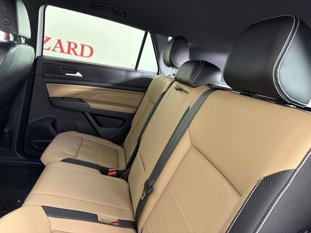 Used 2021 Volkswagen Atlas Cross Sport SE FWD image 13