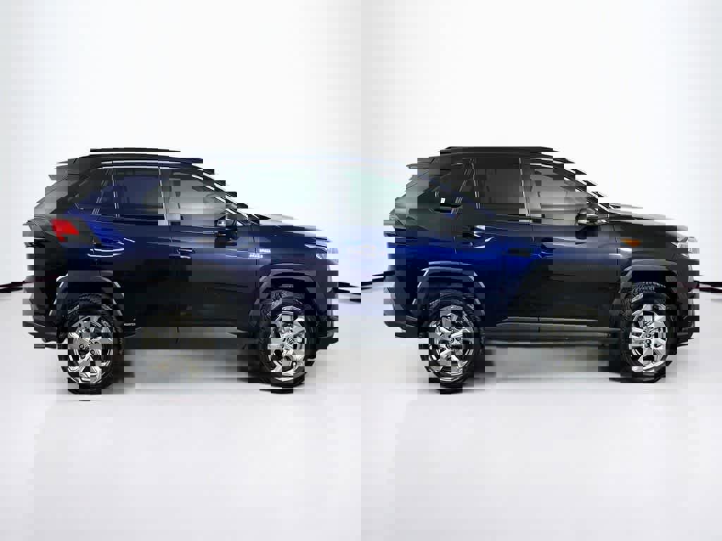 Used 2021 Toyota RAV4 XLE Premium image 26