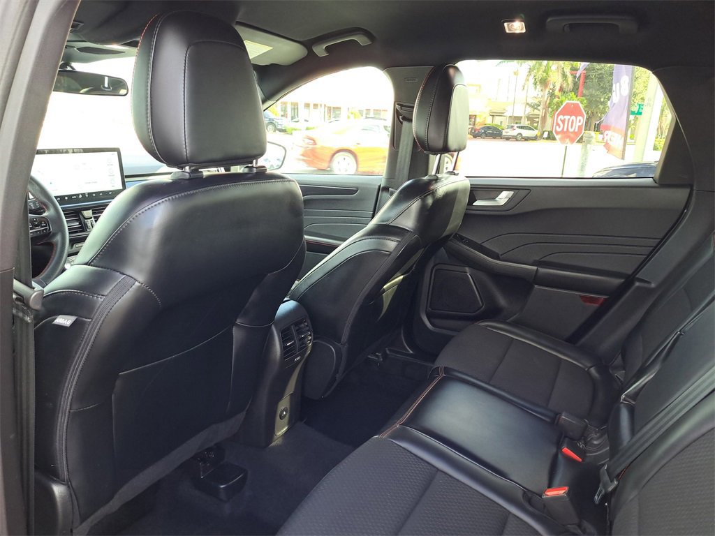 Certified 2023 Ford Escape ST-Line w/ Tech Pack #1 image 5