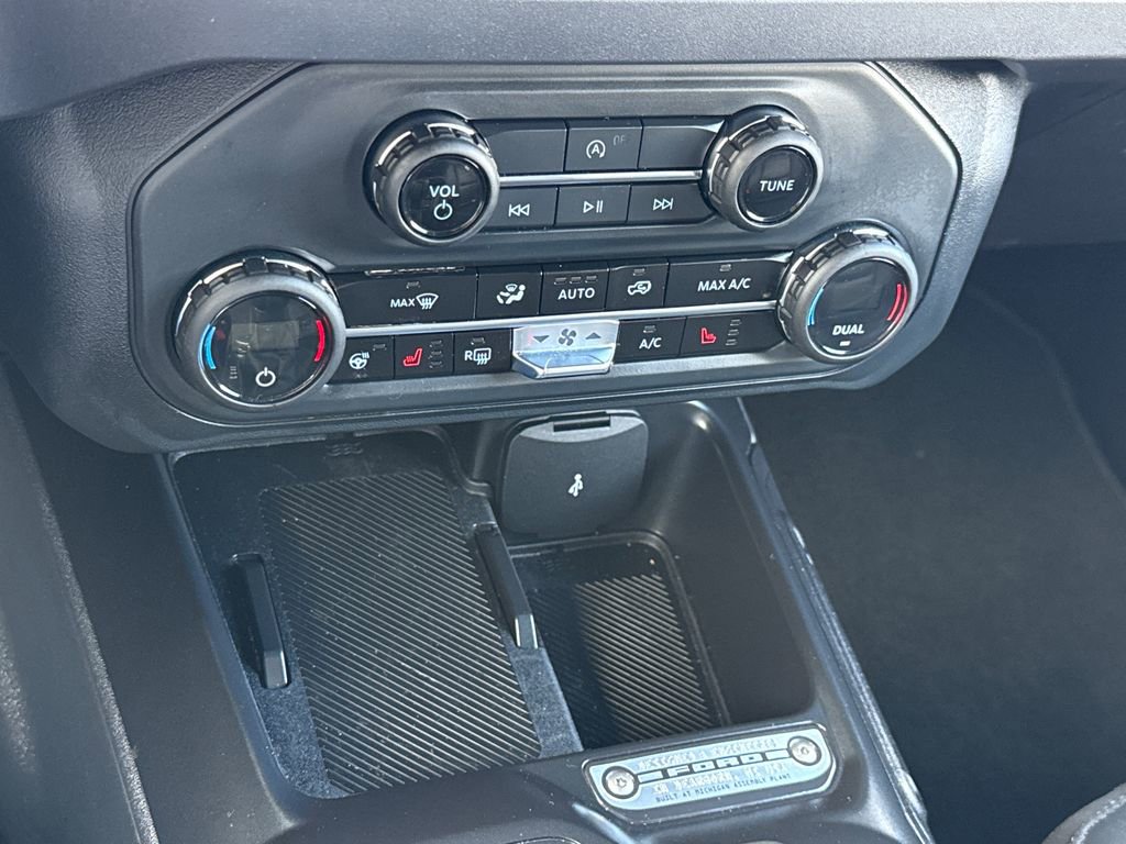Certified 2025 Ford Bronco Outer Banks image 22