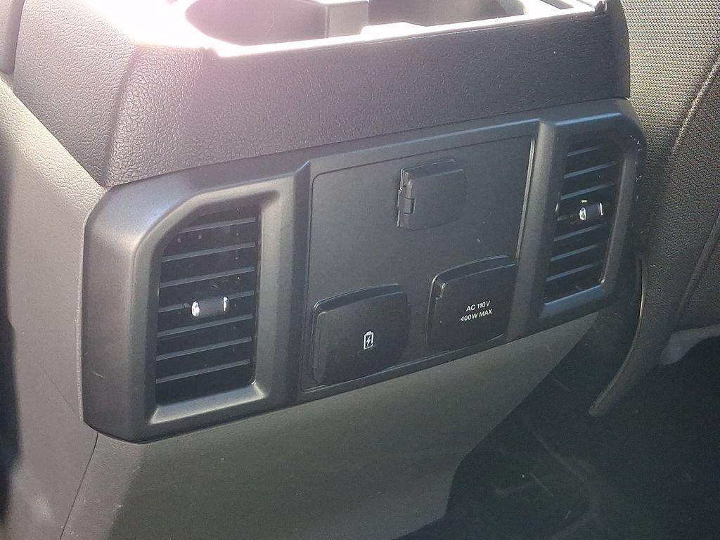 Certified 2020 Ford F250 XLT w/ XLT Premium Package AWD/4WD image 10