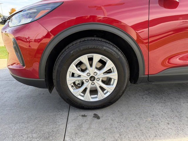 Certified 2025 Ford Escape Active w/ Tech Pack #1 image 4