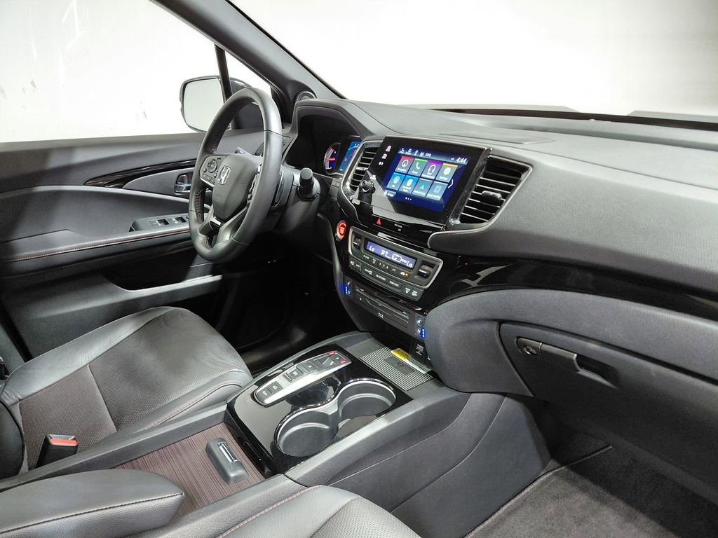 Used 2022 Honda Pilot Black Edition image 36