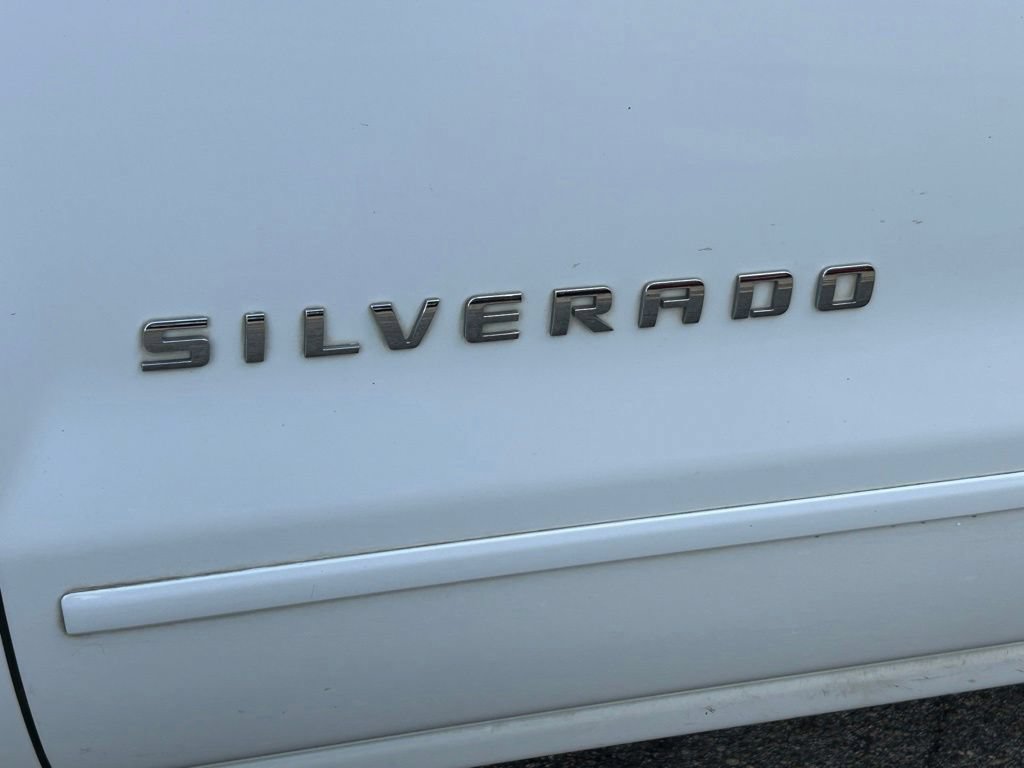 Used 2019 Chevrolet Silverado 1500 LT AWD/4WD image 17