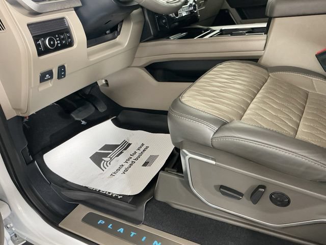 Certified 2025 Ford F450 Platinum w/ Platinum Plus Package AWD/4WD image 19