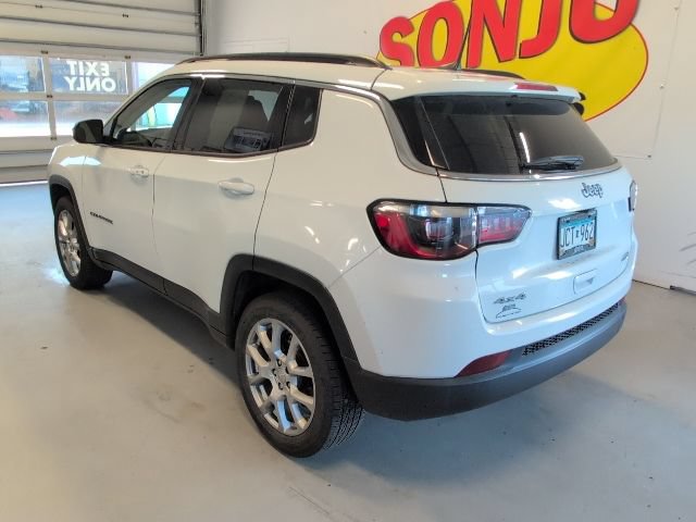 Used 2022 Jeep Compass Latitude AWD/4WD image 3